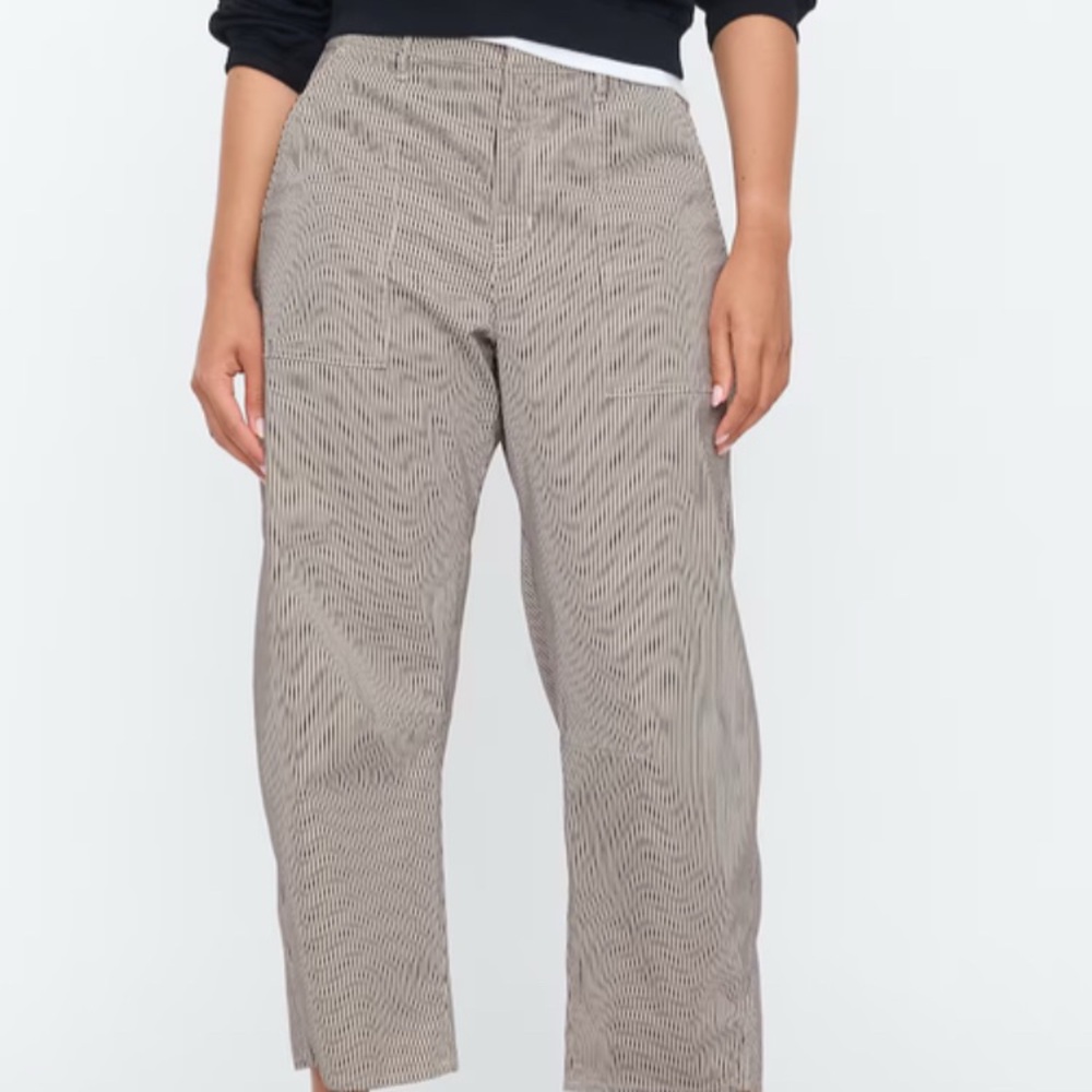 Gap Pinstriped High-Rise Barrel Khakis Horseshoe striped railroad 14 tall